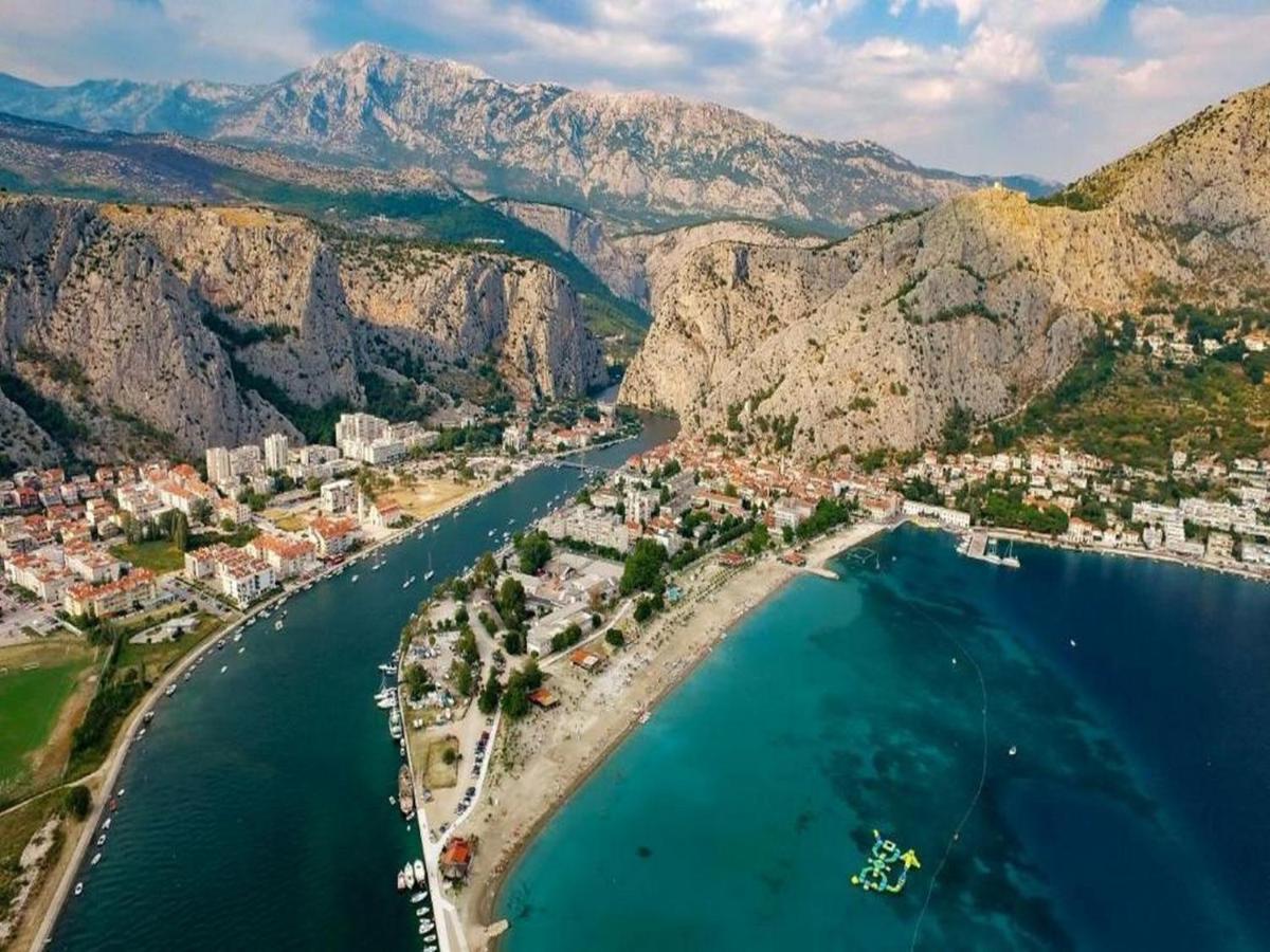 Apartment Stipic Omiš Eksteriør bilde